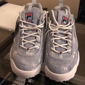 Fila denim disruptor comes with original box
